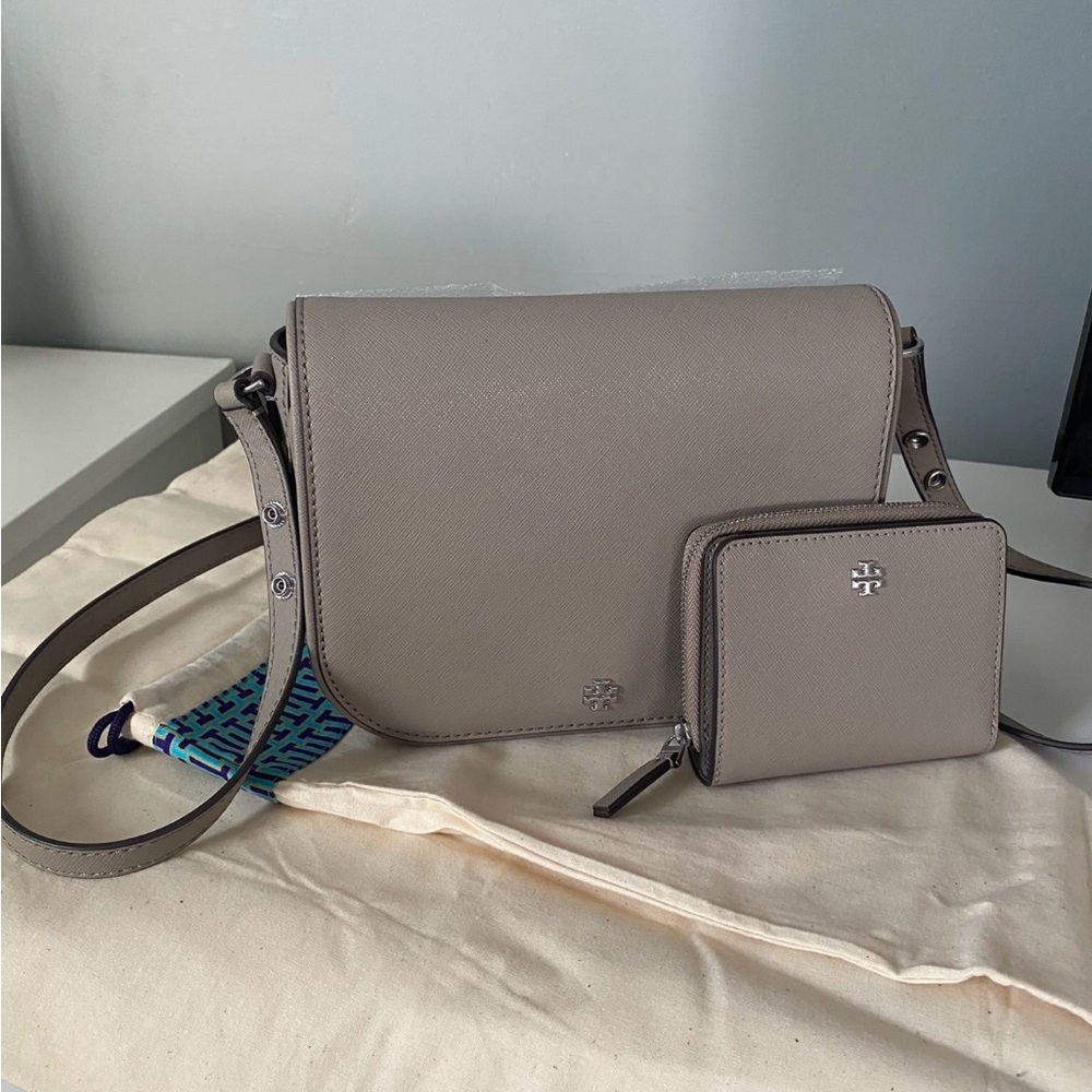 Tory Burch Convertible Shoulder Bag With Wallet